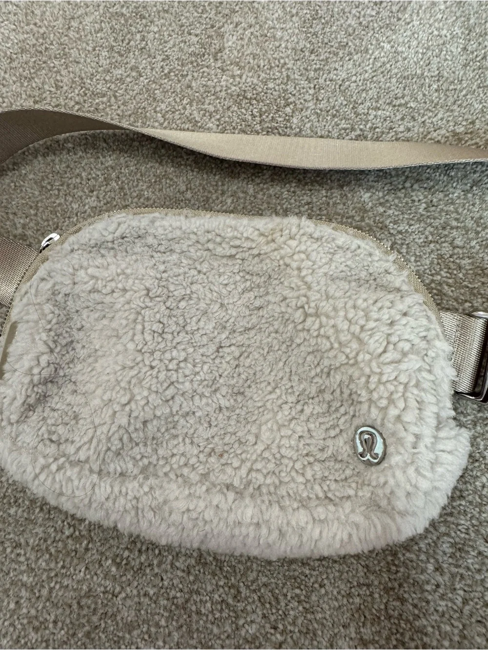 Lululemon Everywhere Fleece Belt Bag